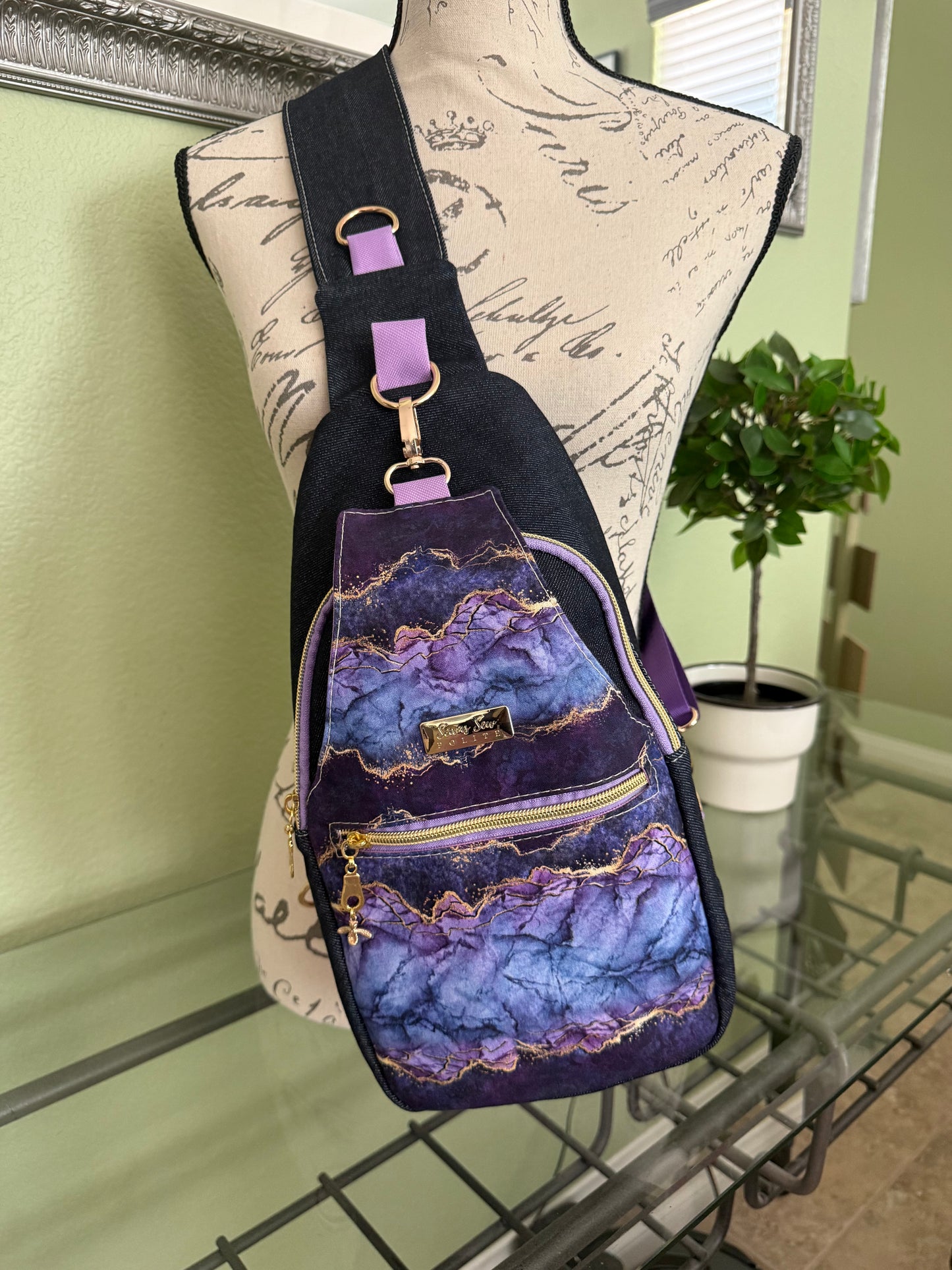 Amethyst Ridge Sling