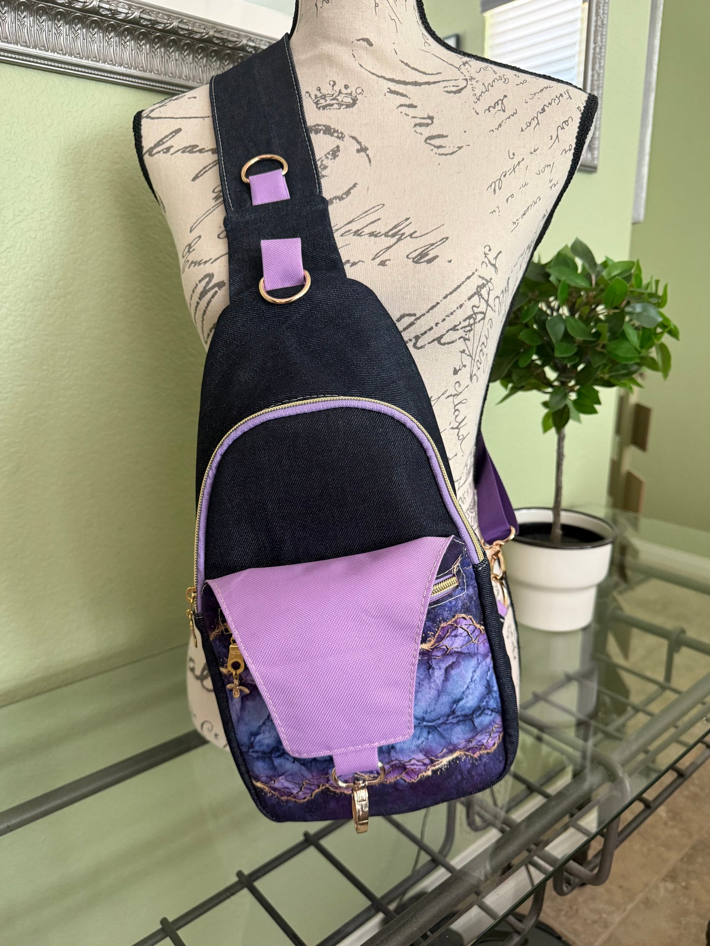 Amethyst Ridge Sling