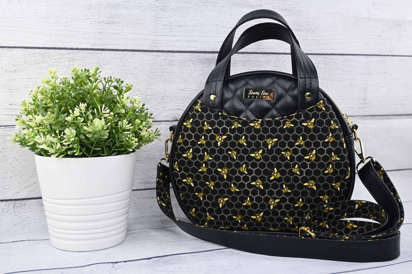 All about the Bees Circle Bag