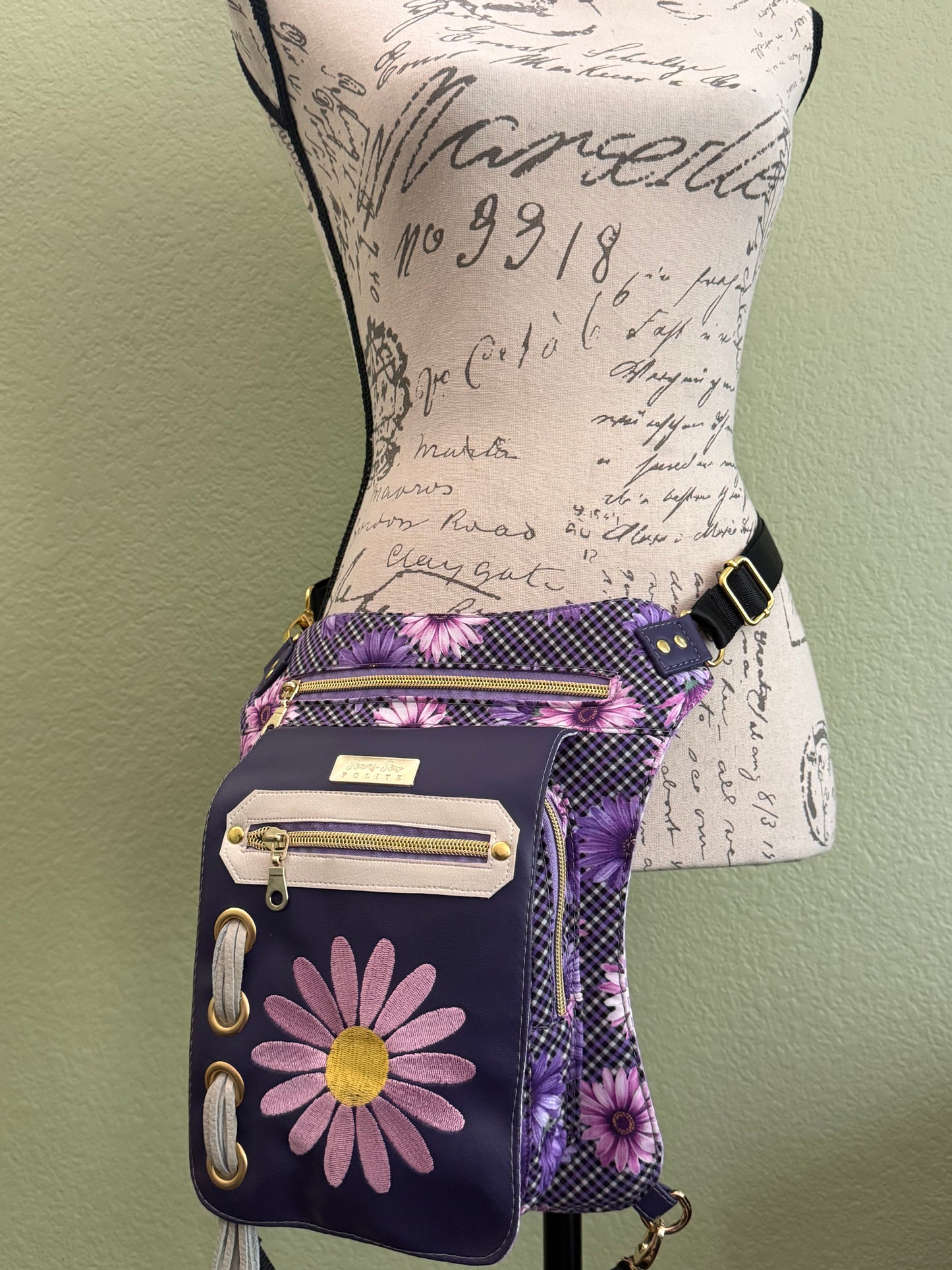 Daisy Blossom Hip Bag