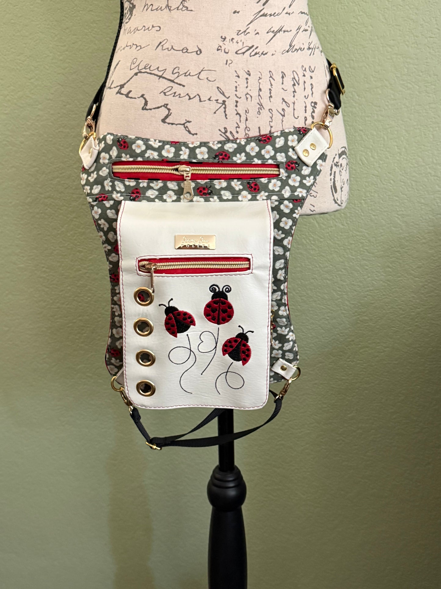 Lady Bug Garden Hip bag