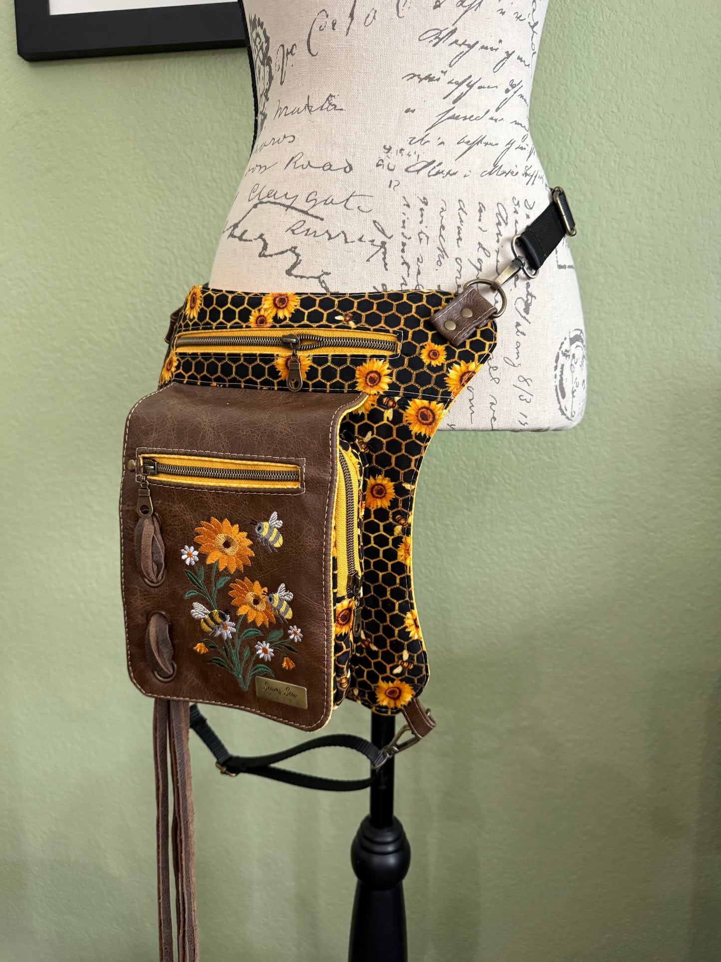 Wildflower Hive Hip Bag