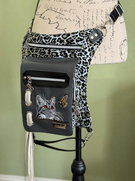 Curious Cat Hip Bag