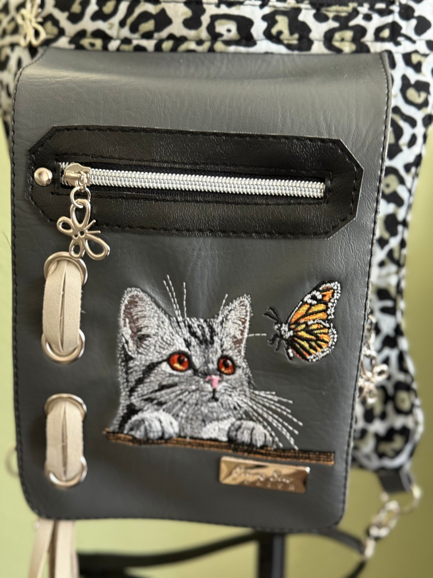 Curious Cat Hip Bag