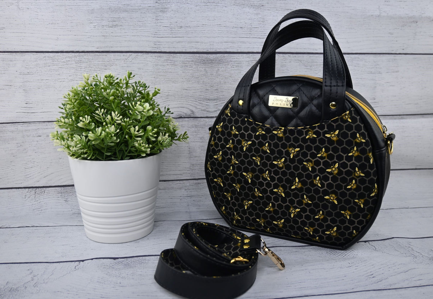 All about the Bees Circle Bag